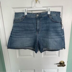 Joe Fresh Classic Blue Denim Shorts Women's 16W NWT Stretch Jean Shorts Plus Sz
